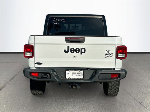Used 2021 Jeep Gladiator Willys image 6