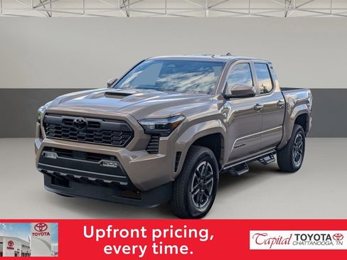 Used 2026 Toyota Tacoma TRD Sport AWD/4WD image 4