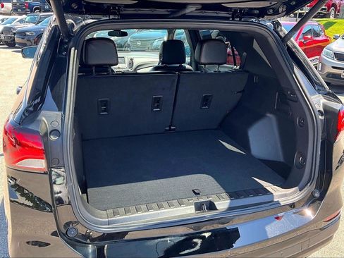 Used 2024 Chevrolet Equinox RS AWD/4WD image 4