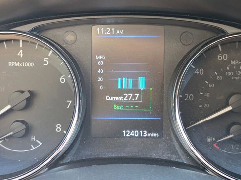 Used 2019 Nissan Rogue S image 25