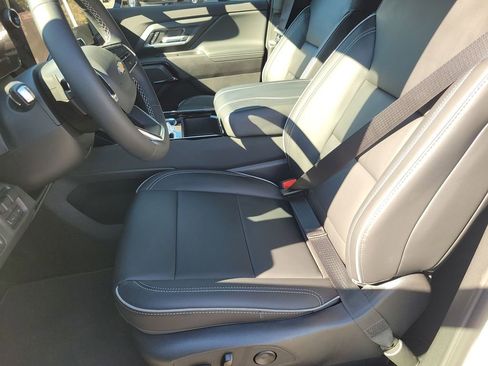 New 2026 Chevrolet Silverado EV LT image 18