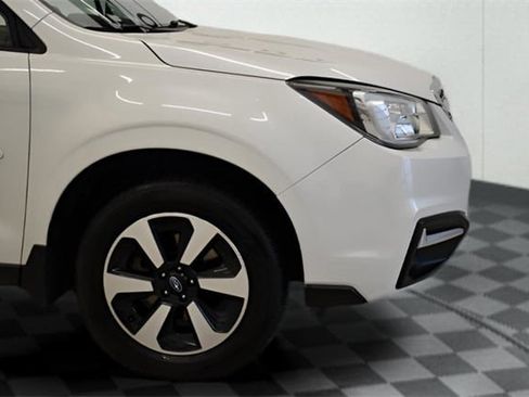 Used 2017 Subaru Forester 2.5i Premium w/ All-Weather Package image 13