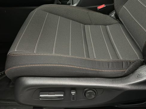 Certified 2025 Honda CR-V Sport image 16