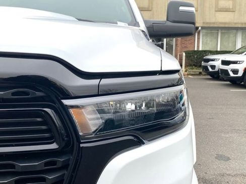 New 2026 RAM 1500 4x4 Crew Cab image 11