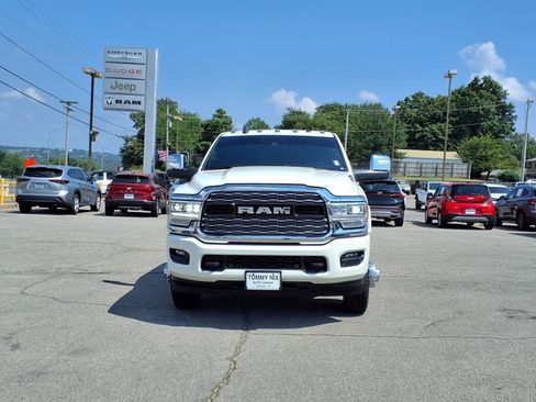 Used 2024 RAM 3500 Limited image 23