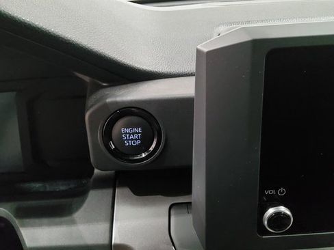 Certified 2025 Toyota Tacoma SR5 image 20