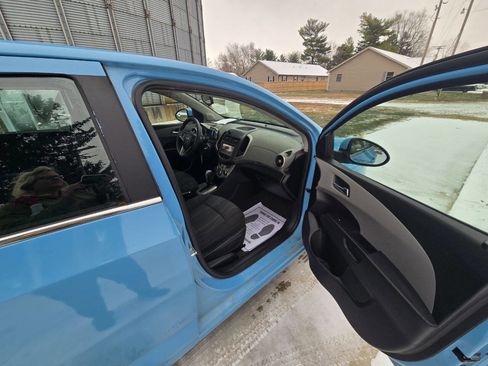 Used 2014 Chevrolet Sonic LT w/ Fun and Sun Package image 10