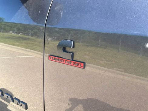 Used 2025 RAM 3500 Laramie w/ Night Edition AWD/4WD image 15