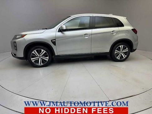 Used 2024 Mitsubishi Outlander Sport ES AWD/4WD image 2
