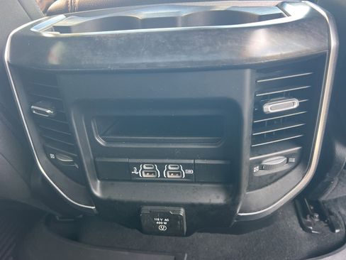 Used 2019 RAM 1500 Big Horn image 21
