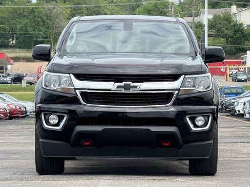Used 2019 Chevrolet Colorado LT w/ Redline Special Edition image 2