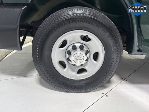 Used 2015 Chevrolet Express 2500 Work Van image 4