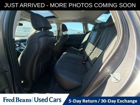 Used 2023 Acura TLX FWD image 12