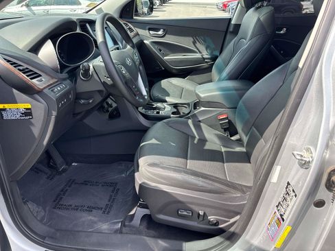 Used 2018 Hyundai Santa Fe Sport w/ 2.0T Ultimate Tech Package 05 AWD/4WD image 8
