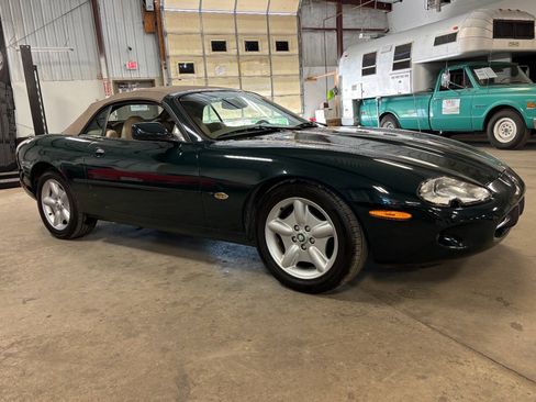 Used 1998 Jaguar XK8 Convertible RWD image 8