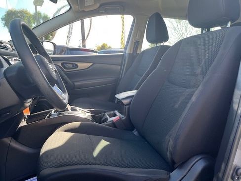 Used 2017 Nissan Rogue Sport S w/ S Appearance Package image 4