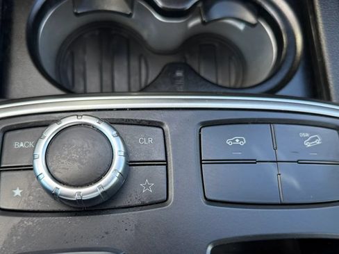 Used 2016 Mercedes-Benz GL 450 4MATIC image 20