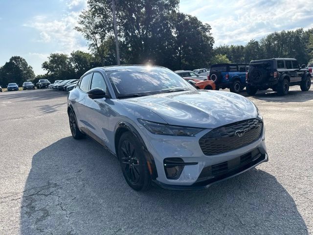 Used 2025 Ford Mustang Mach-E Premium w/ Sport Appearance Package AWD/4WD image 11