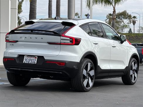 Certified 2023 Volvo C40 P8 Recharge Ultimate image 5