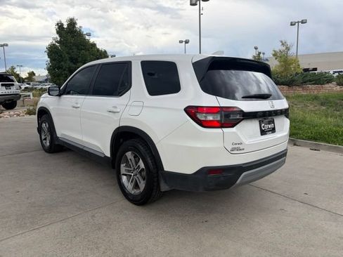 Used 2024 Honda Pilot EX-L image 10