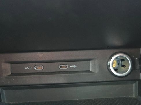 Used 2022 Volkswagen Taos S image 23