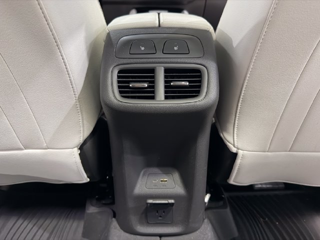 Used 2025 Buick Envision Avenir AWD/4WD image 28