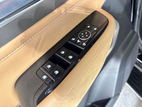 Certified 2025 INFINITI QX80 Luxe image 26