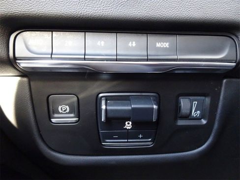 Certified 2025 Cadillac Escalade Premium Luxury w/ LPO, Floor Liner Package image 22