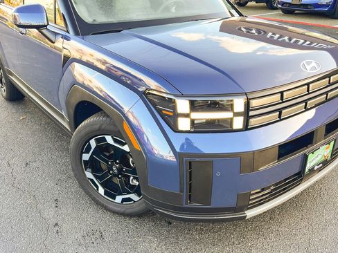 Certified 2025 Hyundai Santa Fe SEL image 2