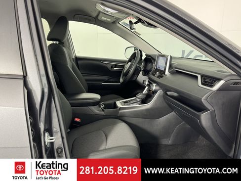 Certified 2024 Toyota RAV4 XLE image 21