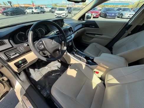 Used 2015 Honda Accord EX-L image 10