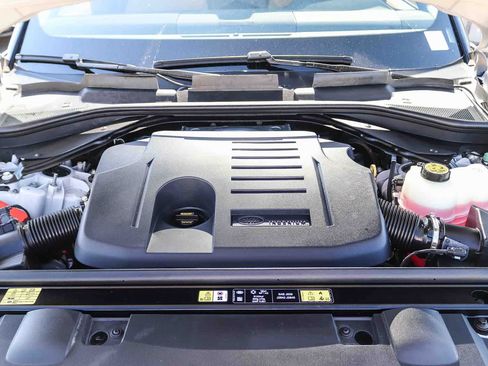 Used 2025 Land Rover Range Rover Sport Dynamic SE AWD/4WD image 26