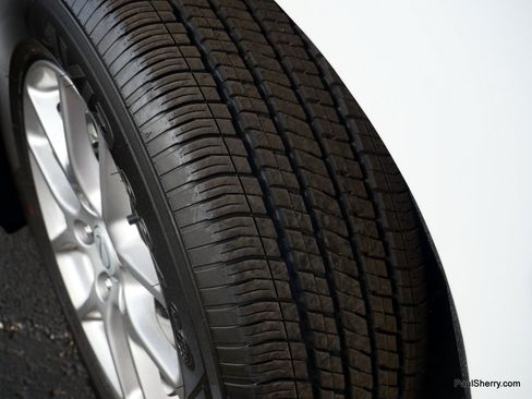 New 2026 Chrysler Voyager LX image 33