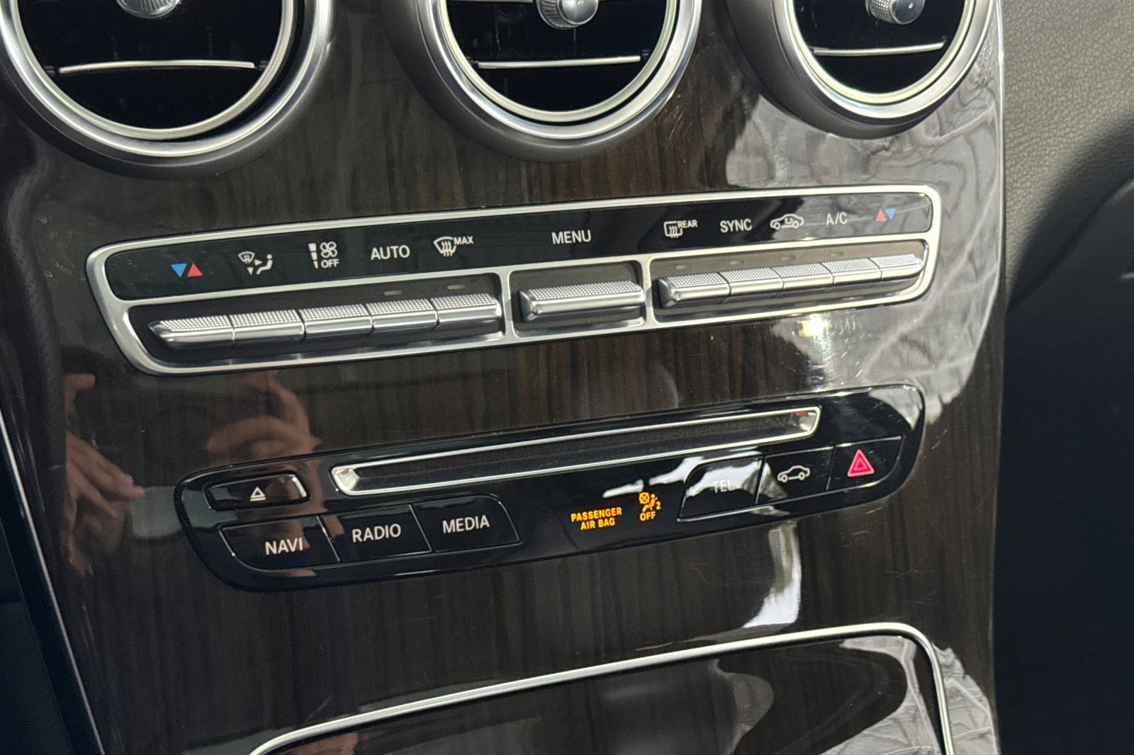 Used 2016 Mercedes-Benz GLC 300 4MATIC image 27