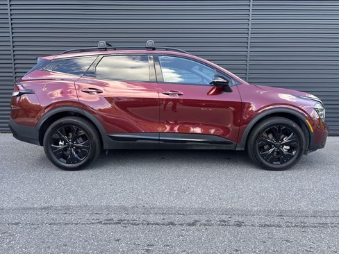 Used 2025 Kia Sportage X-Line AWD/4WD image 11