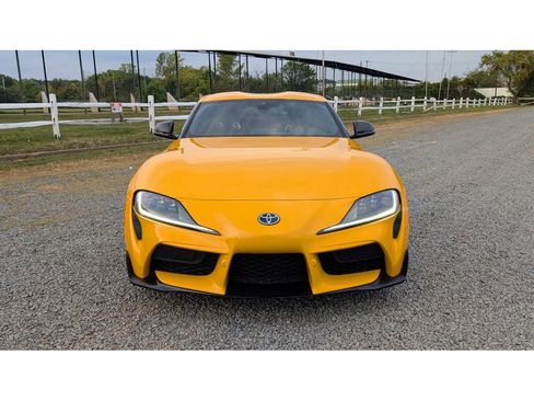 Used 2023 Toyota Supra Premium image 2