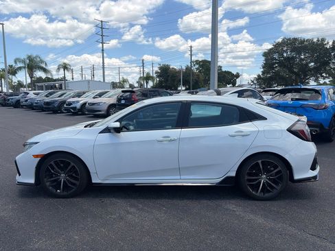 Used 2021 Honda Civic Sport image 4
