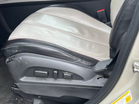 Used 2014 Chevrolet Equinox LTZ image 25