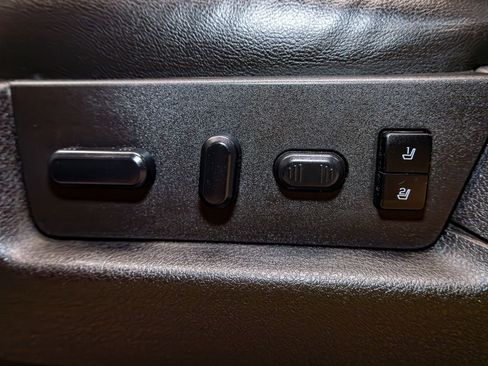 Used 2014 Ford F150 FX4 w/ Equipment Group 402A Luxury image 21