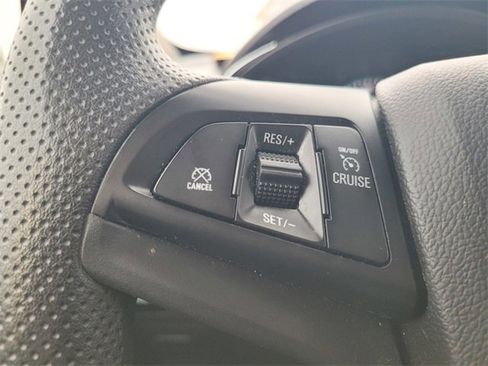 Used 2022 Chevrolet Trax LS w/ Tint and Cruise Package image 30