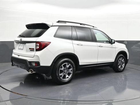 Used 2022 Honda Passport TrailSport image 5