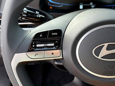 New 2026 Hyundai Elantra SE image 12