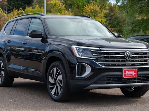 New 2026 Volkswagen Atlas SE image 8