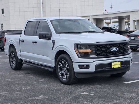 Used 2025 Ford F150 STX w/ Equipment Group 200A RWD image 3