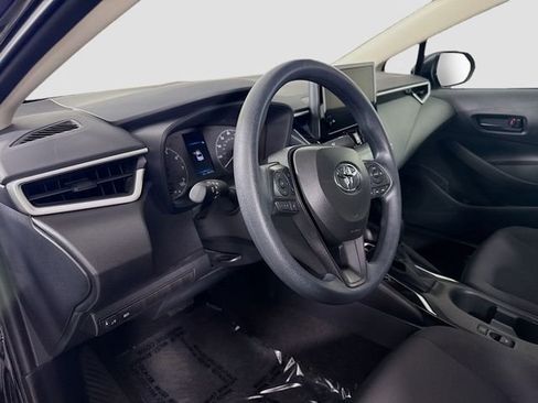 Certified 2025 Toyota Corolla LE FWD image 10