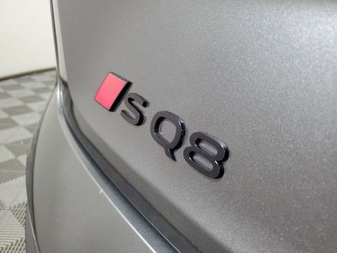 Used 2024 Audi SQ8 e-tron Premium Plus image 7