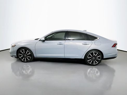 Used 2023 Honda Accord Touring image 8