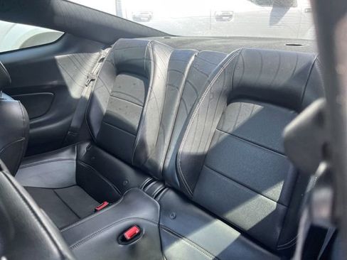 Used 2018 Ford Mustang Premium image 15