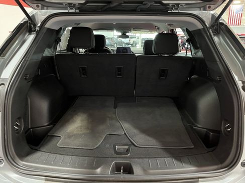 Used 2023 Chevrolet Blazer LT image 15