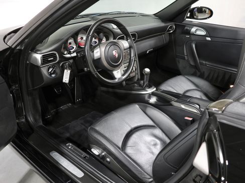 Used 2008 Porsche 911 Cabriolet image 2